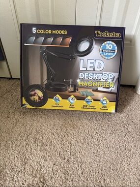 LED Desktop Magnifier - Black
